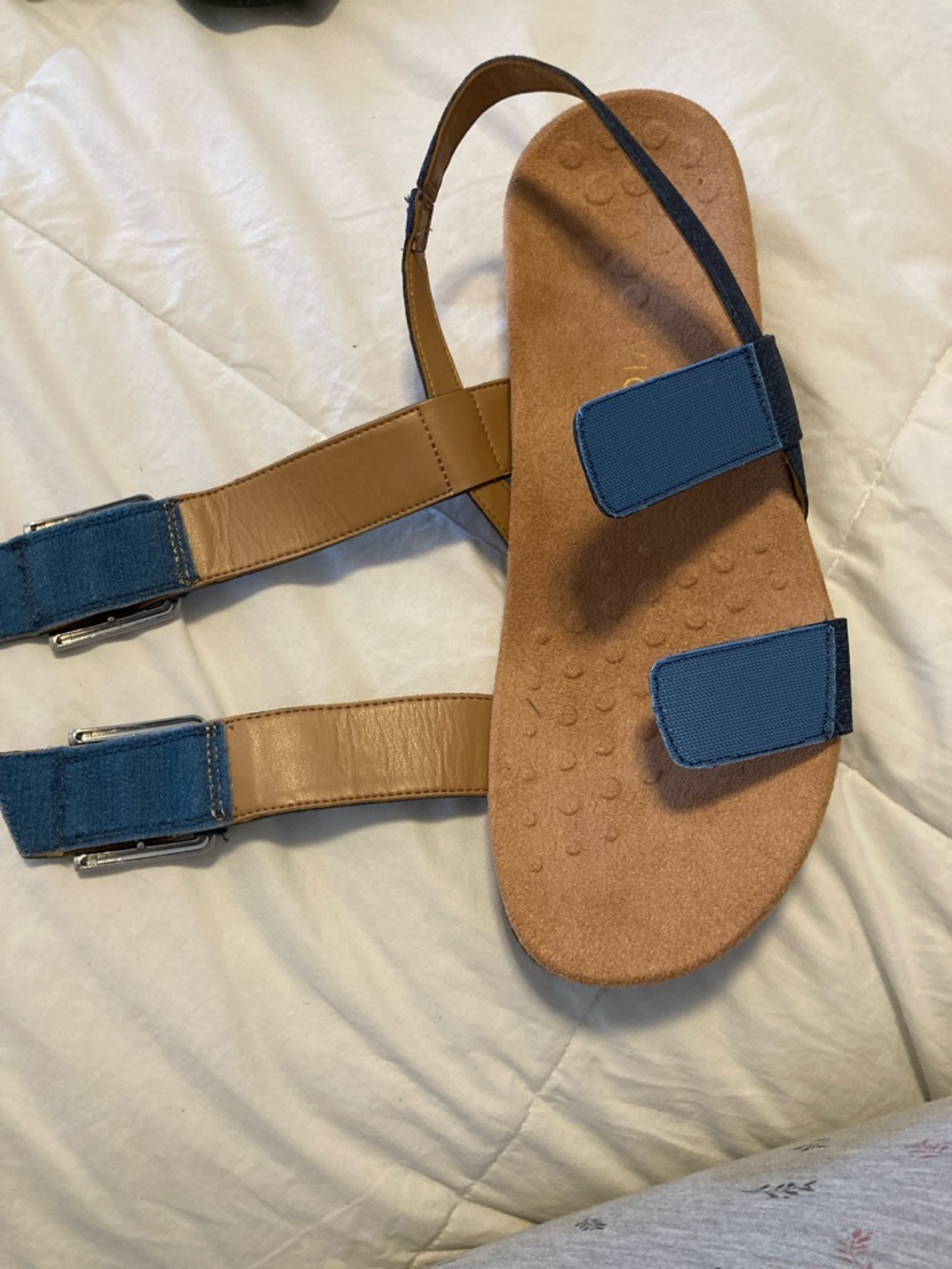 Vionic Reese Denim Blue Double Strap Buckle Sandals size 10 new without box - Picture 6 of 6
